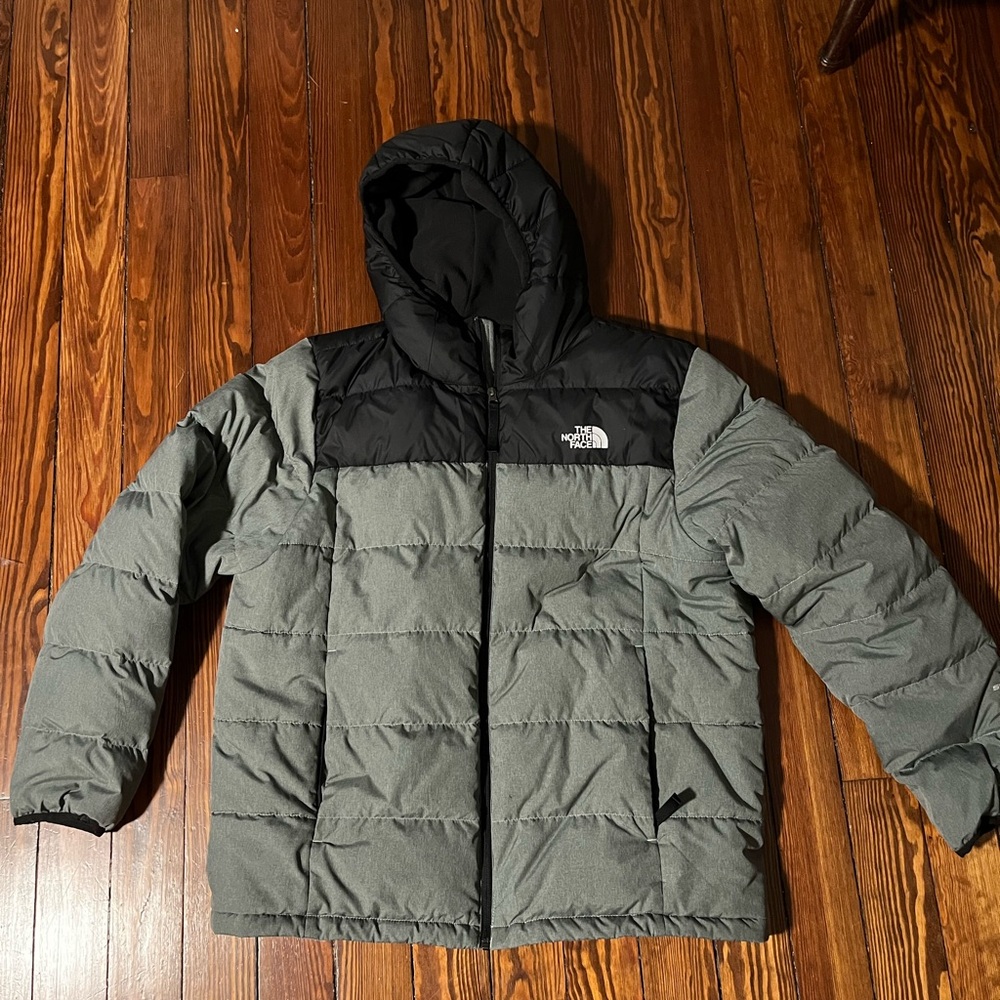 The North Face Men's Black and Green Puffer Jacket